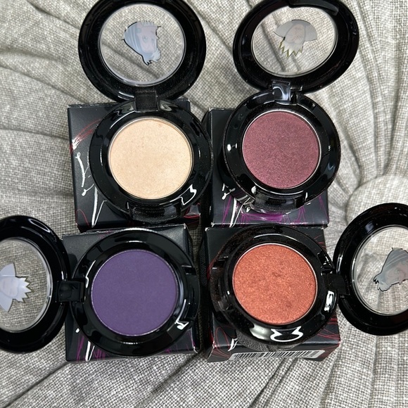 MAC Venomous Villains Makeup Set - Picture 5 of 5